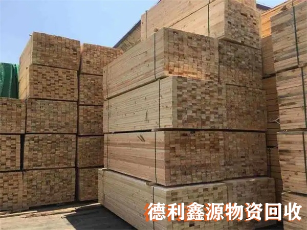 上門木方回收，高價竹膠板回收，工地跳板回收