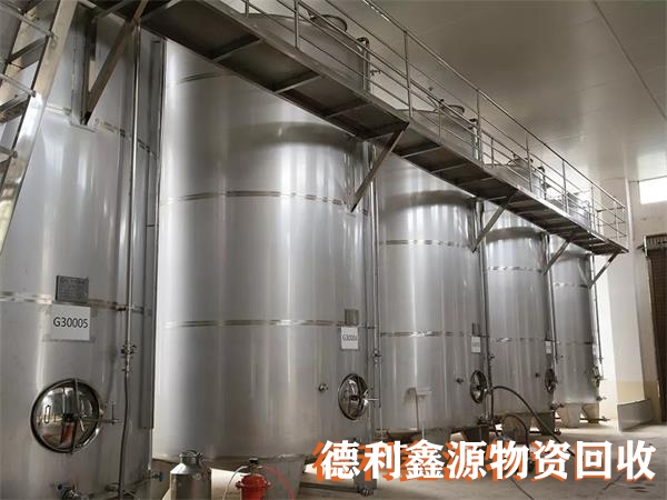 高價不銹鋼罐回收，不銹鋼儲罐回收，廢舊設備回收